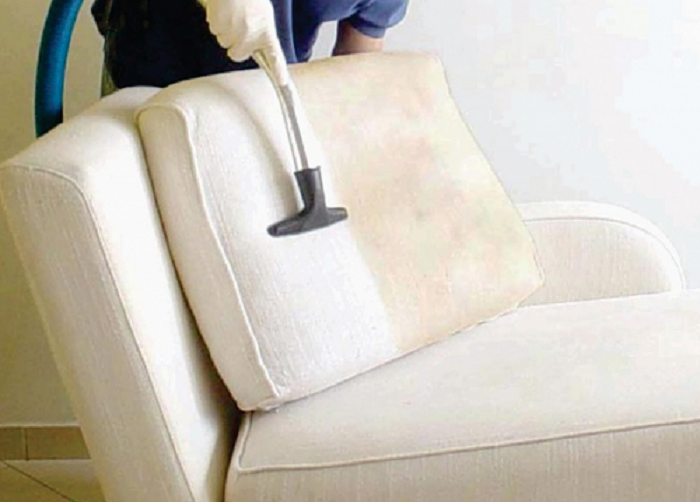 Como limpar sofá
